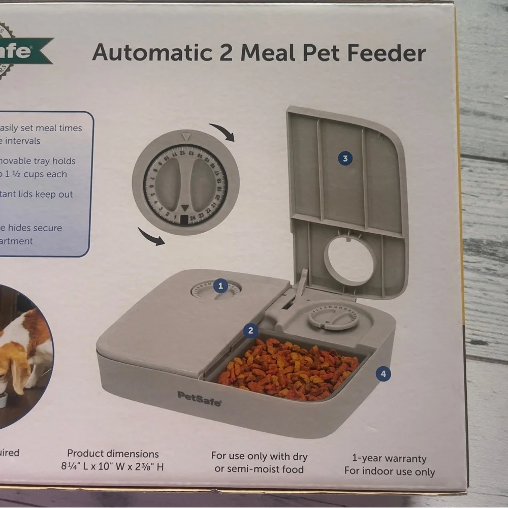 PetSafe Automatic Pet Feeder NIB Program Meal Times or Treats Daily